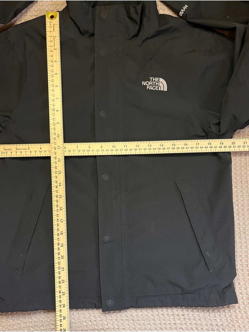 The North Face Men's Black HyVent
Jacket Size S - Picture 10 of 12